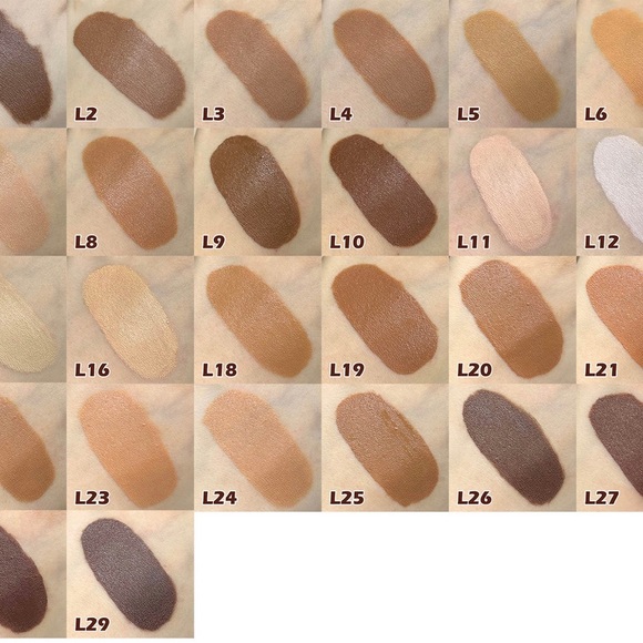 Pure Matte Foundation - Picture 4 of 12
